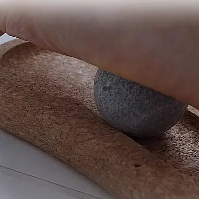 Hukka SoleJoy Sauna Massage Stones with Natural Cork Base, Spheres, 2 Pcs - Image 5