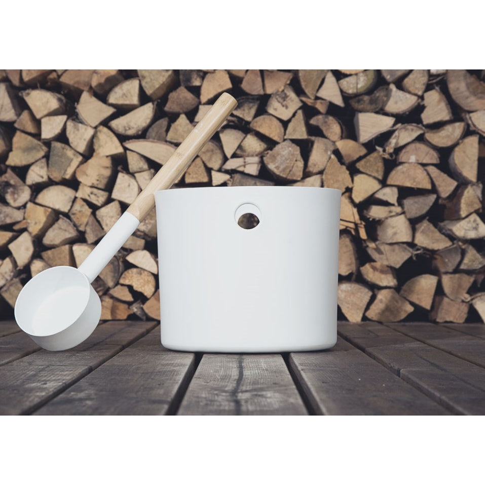 Kolo Sauna Bucket + Ladle Set, Aluminum/Bamboo, 1 Gal - Image 7